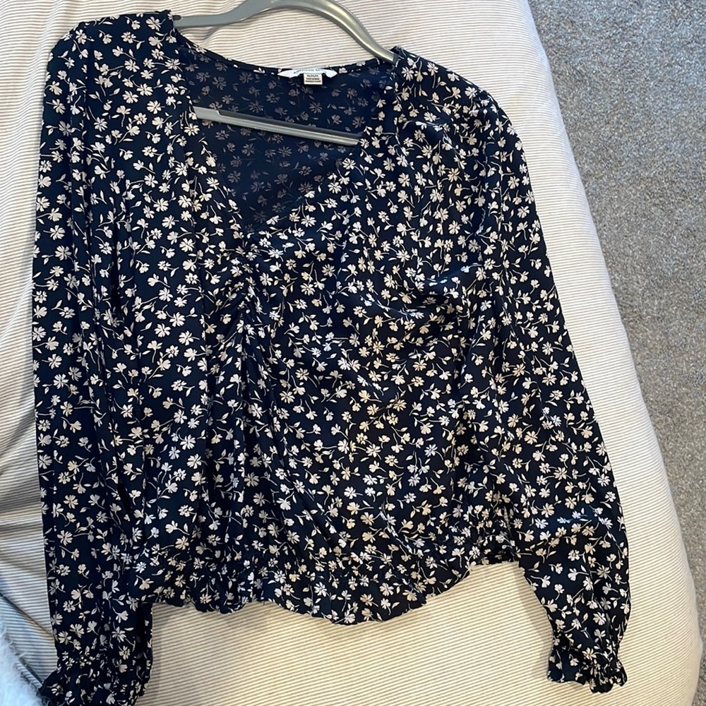 American Eagle Top
